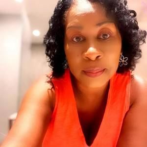 Meet your Posher, Jacqueline